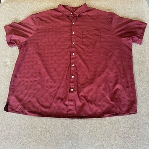 DXL Harbor Bay Short-Sleeve Button-Down Shirt in Burgundy Red